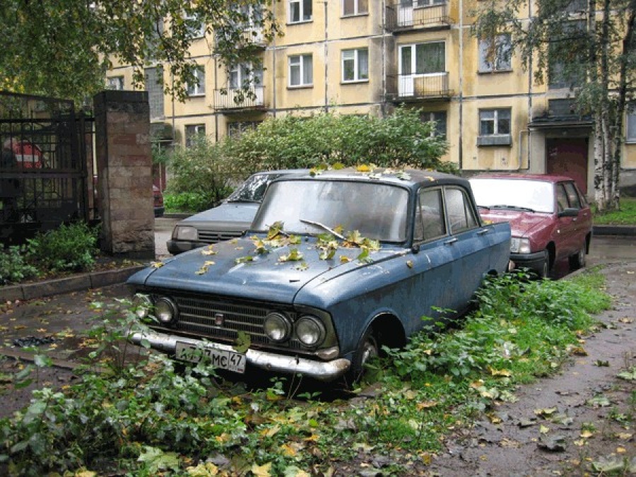 В Харькове будут эвакуировать брошенные машины. Фото иллюстративное: funon.cc
