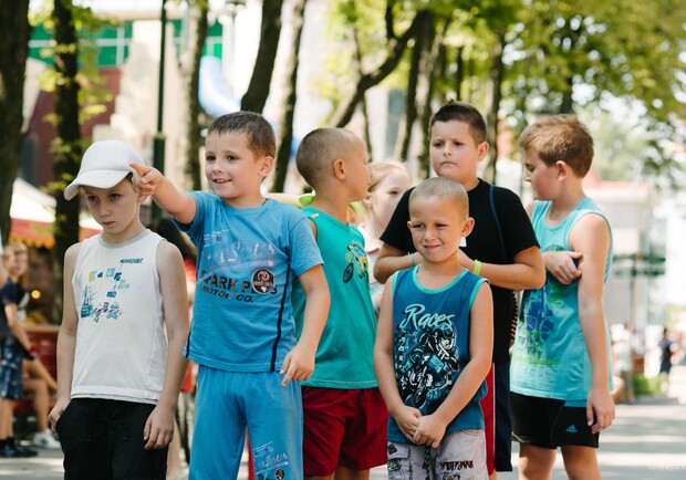 Афиша - Детям - Детский спортивный праздник «Змагання патріотів» в парке Горького