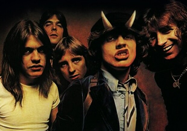Афиша - Концерты - AC/DC официальный трибьют-концерт