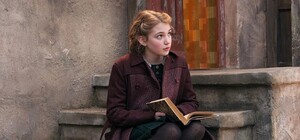 Поройся в шкафу: в столичном кинотеатре выдают бесплатные билеты в обмен на книги