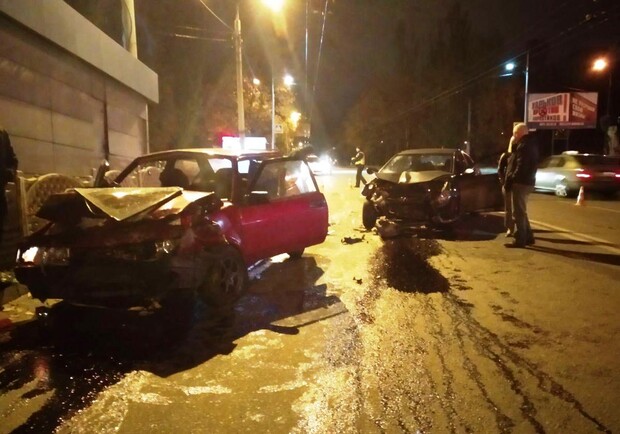 В Харькове в результате ДТП пострадали четверо людей. Фото: ГУ НП в Харьковской области