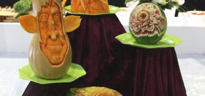 Тролли, эльфы и феникс: шеф-повар превращает тыквы в сказочных созданий