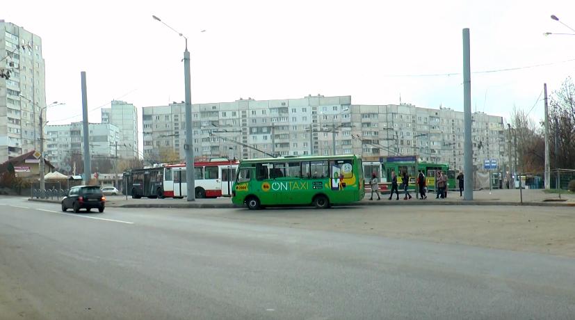 В Харькове на Северной Салтовке строят новую троллейбусную линию. Фото: МГ "Объектив"