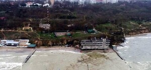 Экологическая катастрофа: загрязнение моря на пляже Дельфин превышает норму в огромное количество раз (обновлено)