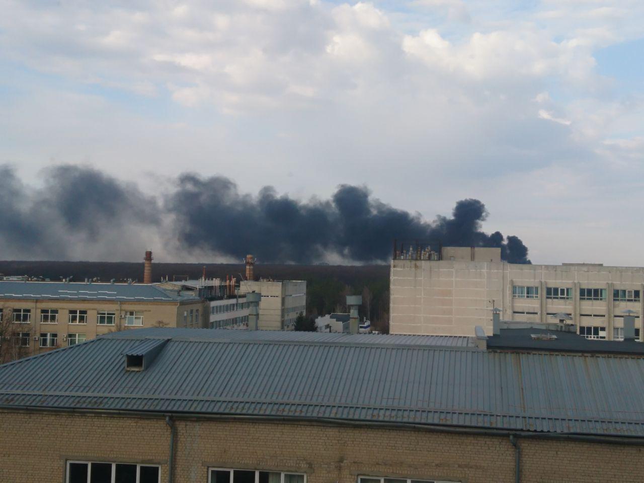 В Харькове произошел масштабный пожар. Фото: ХХ