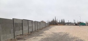 Закон не писан: Голубые озера продолжают обносить высоким забором