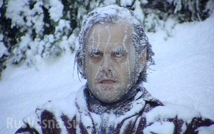 Почему бы и нет, до моря еще полгода: мужчина искупался в городском пруду