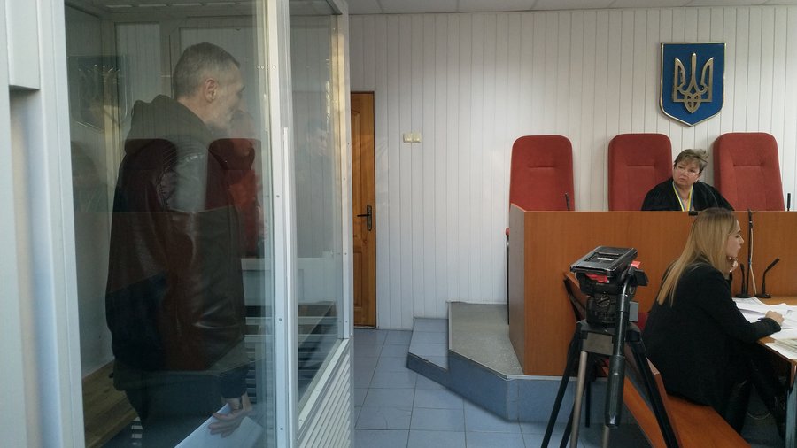 Харьковский суд арестовал поджигателя дверей ХОГА. Фото: suspilne.media