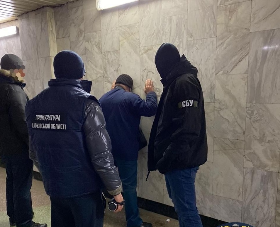 В Харькове таможенника поймали на взятке. Фото: khar.gp.gov.ua