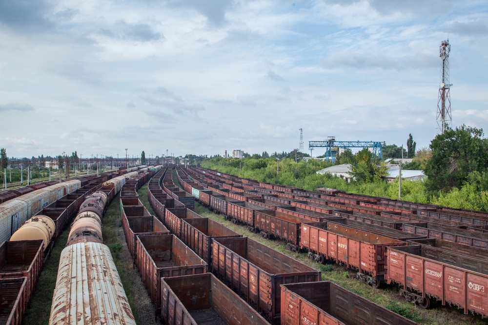Харьковская область может остаться без ряда железнодорожных станций. Фото: СтройОбзор