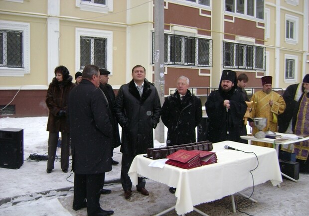 Фото "Дозор". Губернатор вручил военным ключи от новых квартир. 
