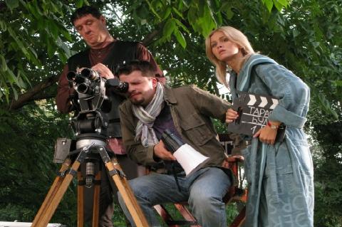 Макс Утесов — недооцененный режиссер-любитель. Утесов снимает свои фильмы на любительскую камеру.