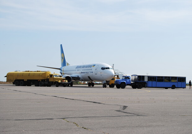 С марта месяца в Харьковском аэропорту планируется возобновление отмененных рейсов. Фото из архива "КП".