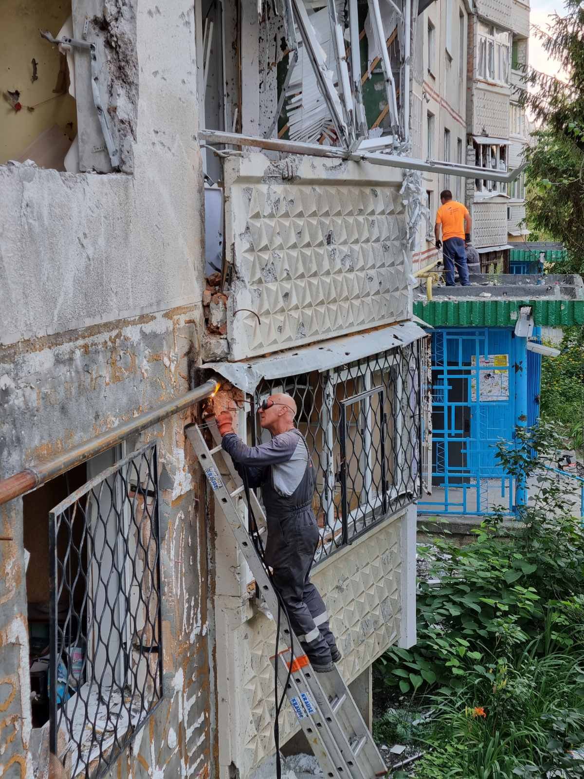 В двух микрорайонах Харькова восстановили газ