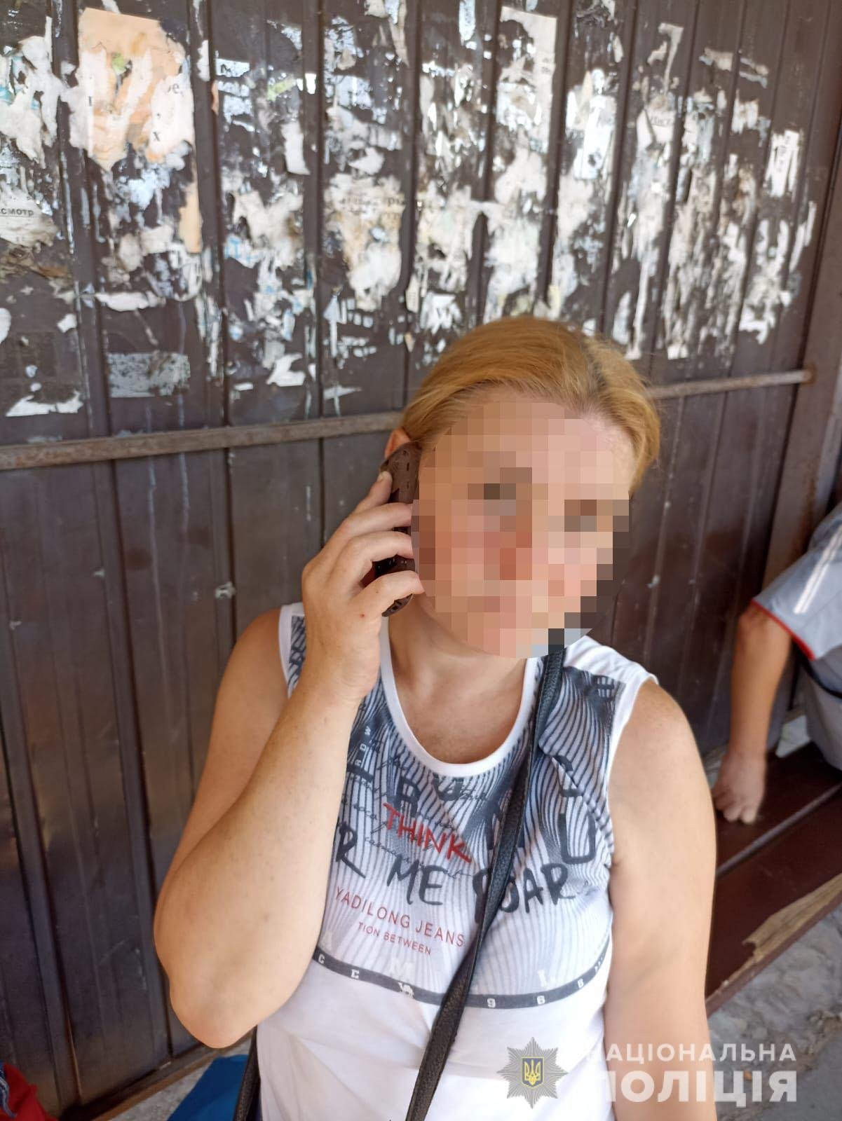 У Харкові мати знайшла мертвим свого 45-річного сина. У вбивстві підозрюють його співмешканку - громадянку РФ -