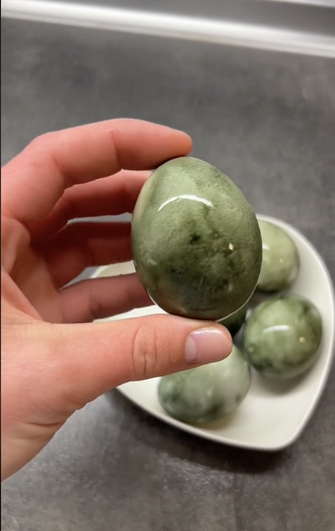 Зелені крашанки &ndash;