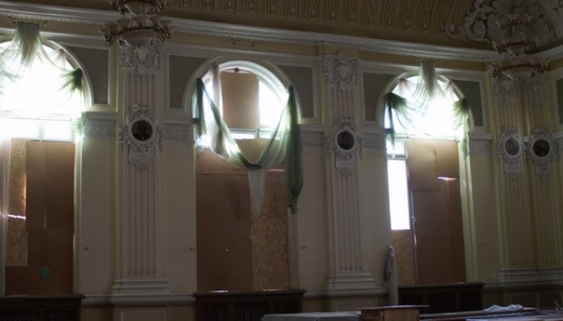 Харківська державна наукова бібліотека ім. Володимира Короленка зазнала суттєвих ушкоджень під час обстрілу російськими військами.