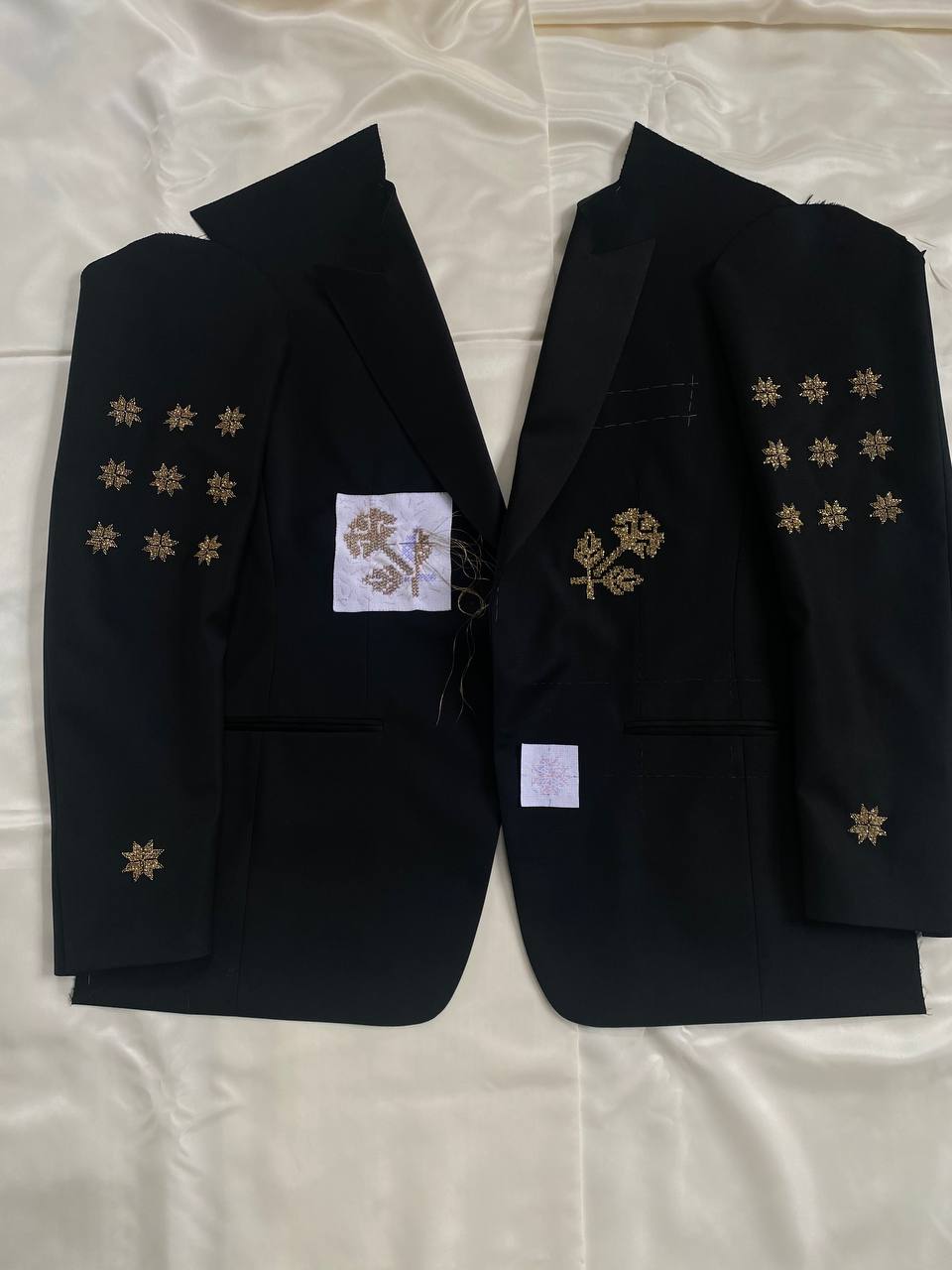 Грэм Нортон появился на "Евровидении-2023" в пиджаке украинского бренда.