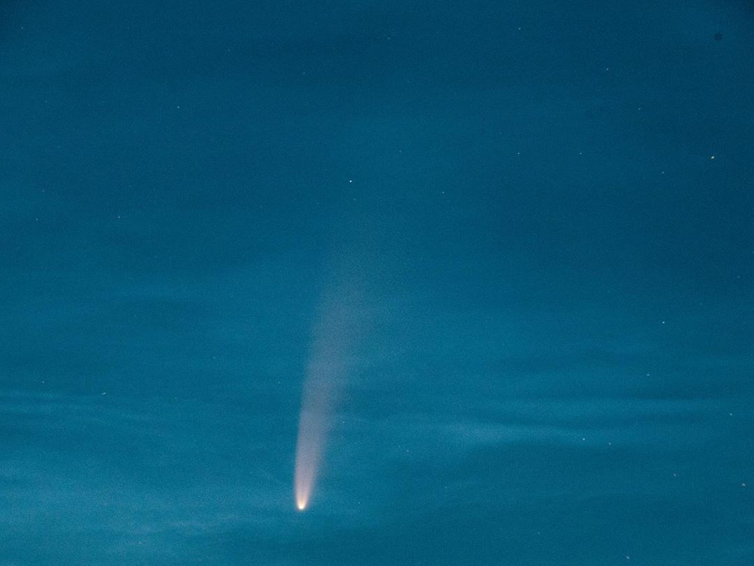 Над Харьковом пролетает комета Neowise C/2020 F3. Фото: Pavlo Pakhomenko