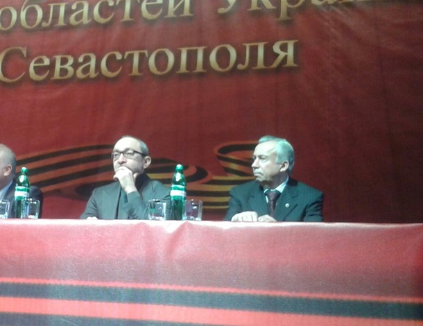 Кернес в президиуме сепаратистского съезда, 22 февраля 2014 года / Фото: Медиапорт