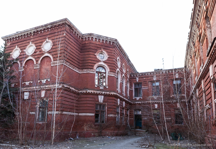 Казармы 1900-го года постройки на улице Военной в Харькове. Фото: sfw.so