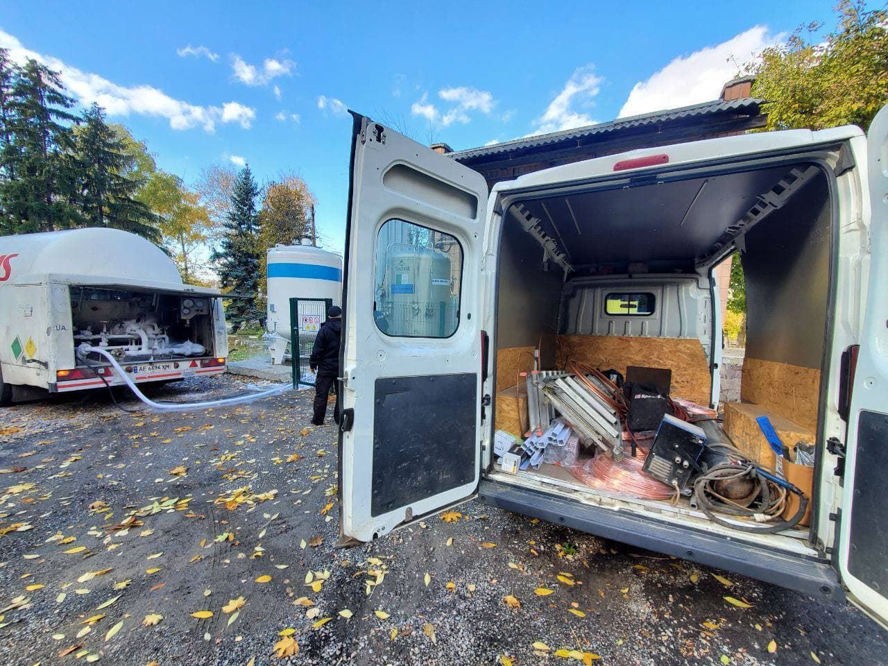 На деньги избирательной кампании: Михаил Добкин профинансирует монтаж кислородной трассы в одной из больниц Харькова фото 1