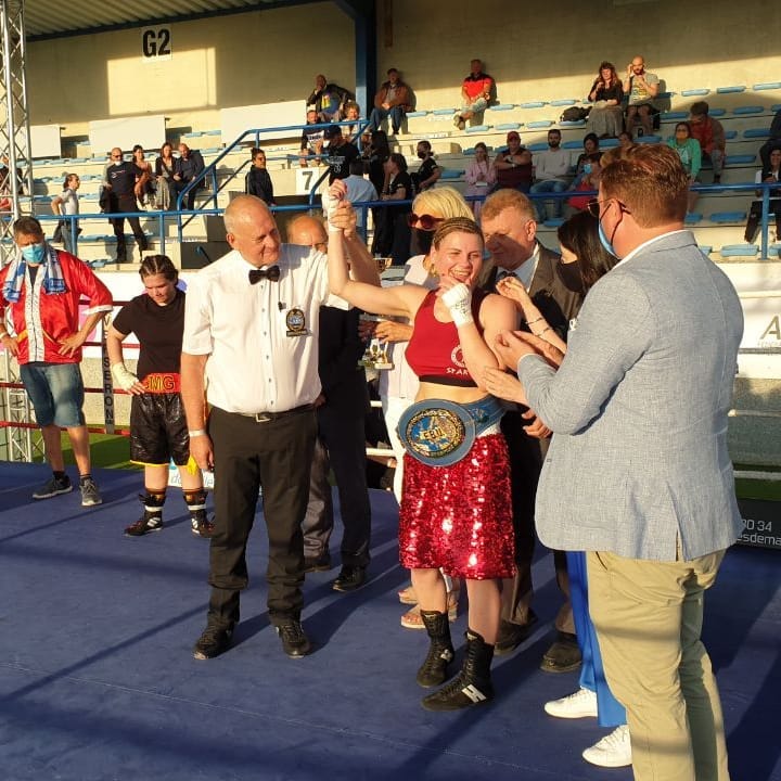 Фото: facebook.com/lena.boxing.sparta