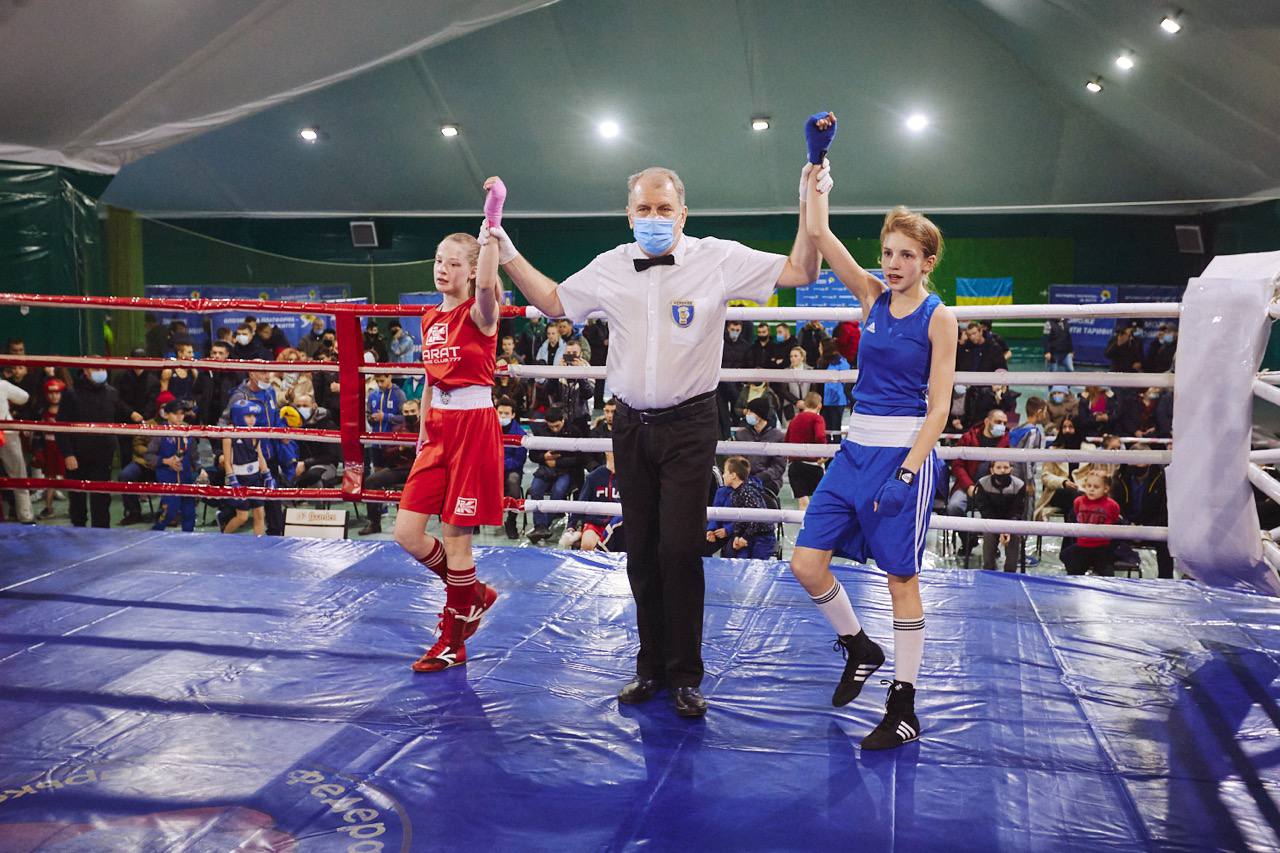 Спортсменам &mdash; от 9 лет: депутаты ОПЗЖ в Харькове поддержали боксерский турнир фото 3 2