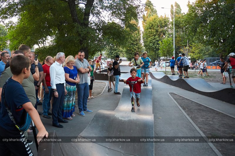 Детские площадки, зоны отдыха: бульвар Юрьева открыли после реконструкции фото 1