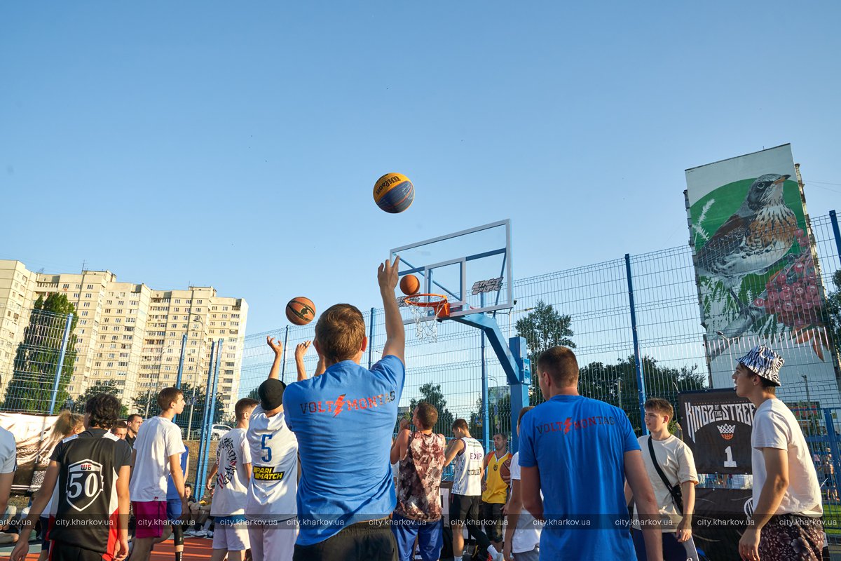 Самый большой в Украине: на Салтовке открыли урбан-парк фото 20 19