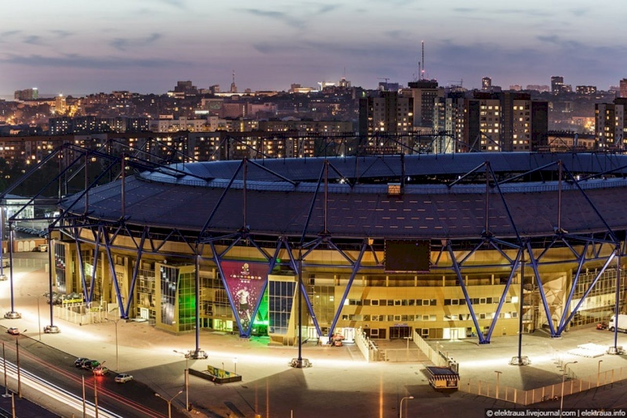 Стадион "Металлист" в Харькове. Фото: bzns.media