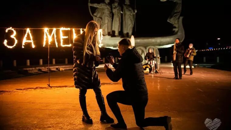 Первые фото со свадьбы: футболист "Шахтера" Валерий Бондарь женился на телеведущей Даше Савиной фото 8 7