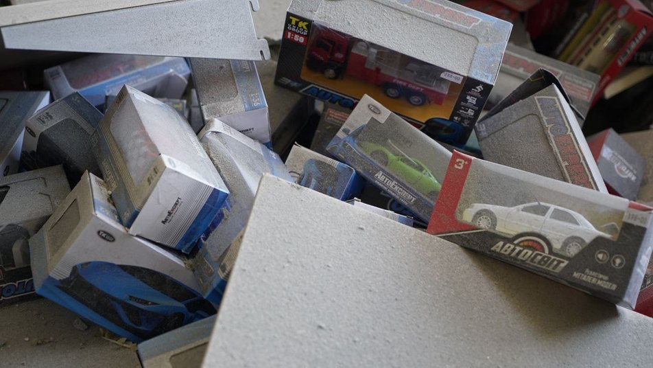 Російська ракета зруйнувала супермаркет "Восторг" у Харкові.