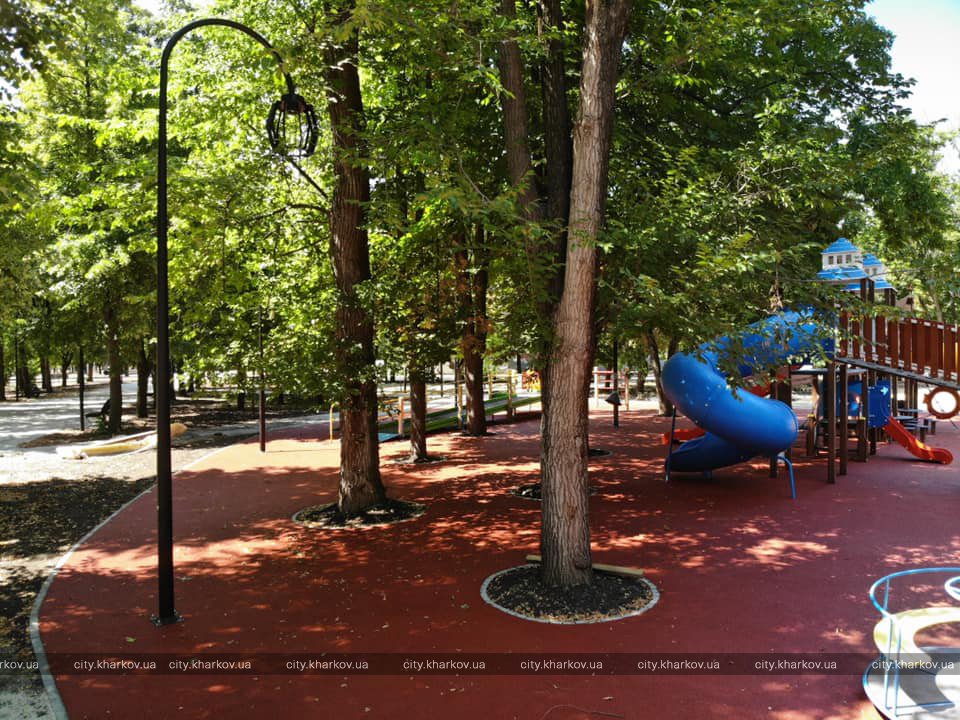 Детские площадки и велопарковки: как ремонтируют бульвар Юрьева фото 4 3