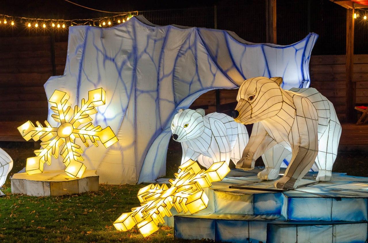 Панды, фламинго, шоу акробатов: в Харькове стартовал Фестиваль гигантских китайских фонарей (фоторепортаж) фото 7 6