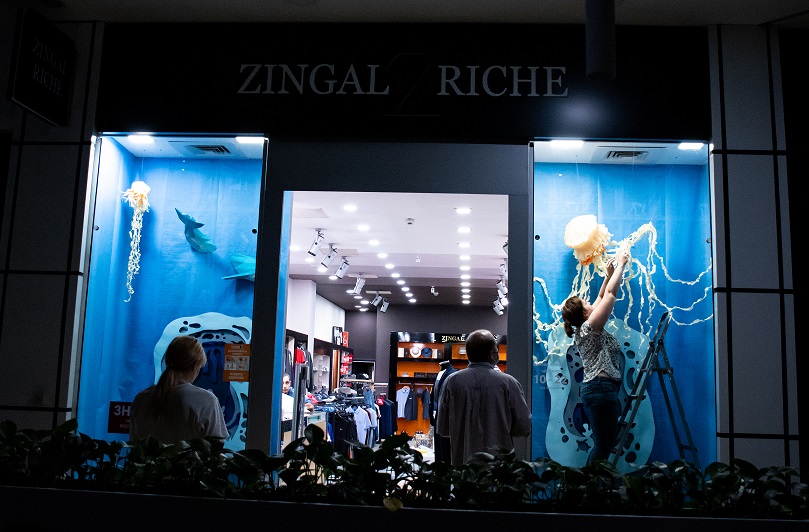 Проголосуй: харьковчан просят выбрать самую красивую витрину фото 8 7