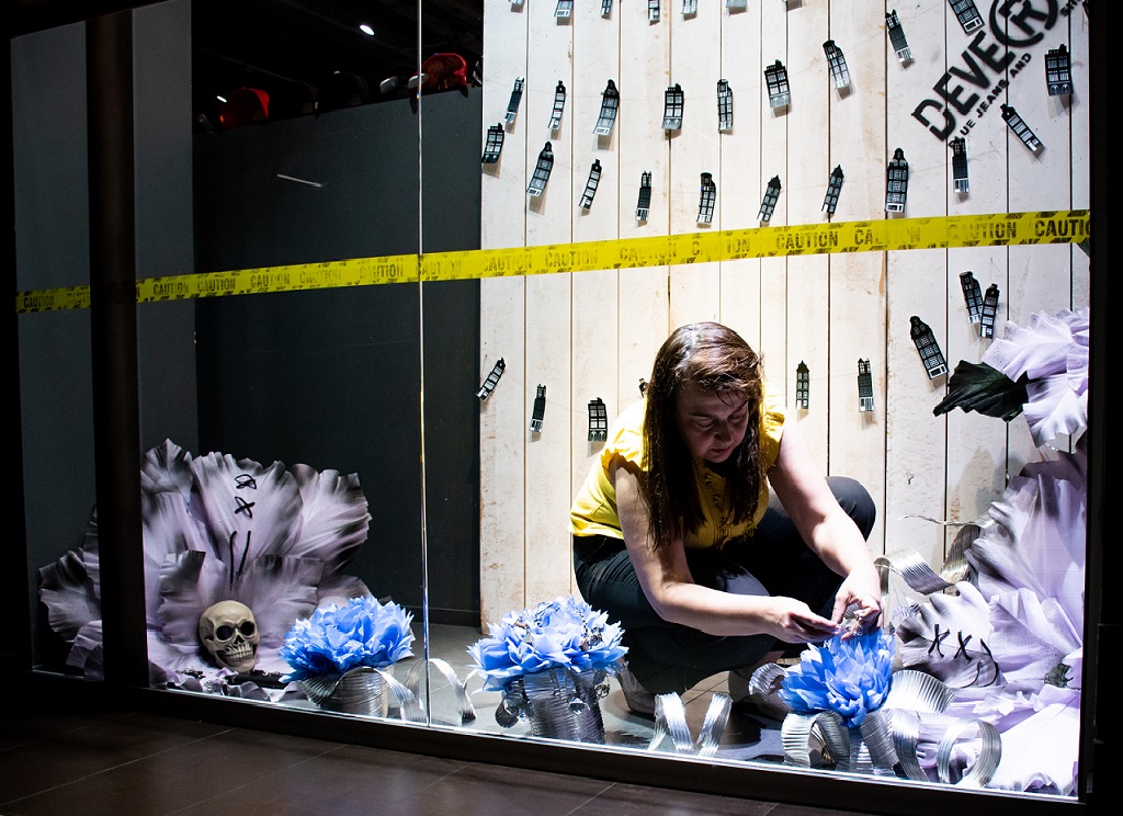 Проголосуй: харьковчан просят выбрать самую красивую витрину фото 10 9