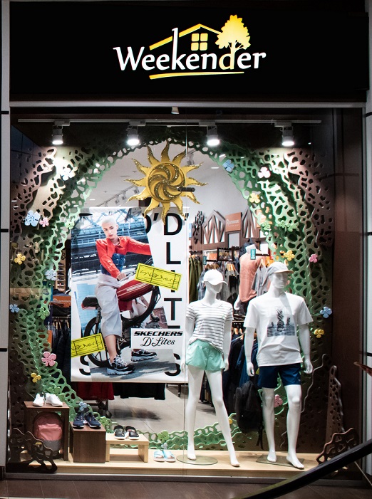 Проголосуй: харьковчан просят выбрать самую красивую витрину фото 9 8