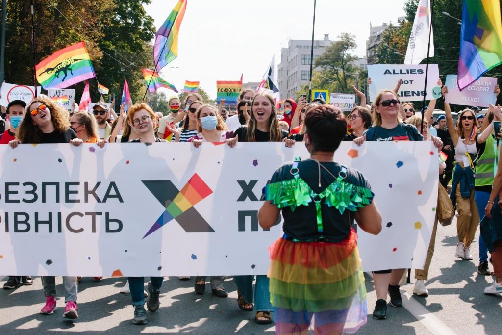3 000 участников: как в Харькове прошел Kharkiv Pride фото
