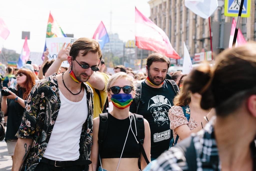 3 000 участников: как в Харькове прошел Kharkiv Pride фото