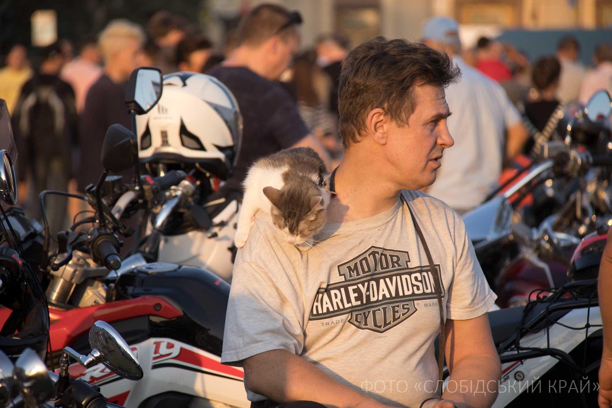 Фотофакт: в Харькове прошел мотопробег единства фото 3 2