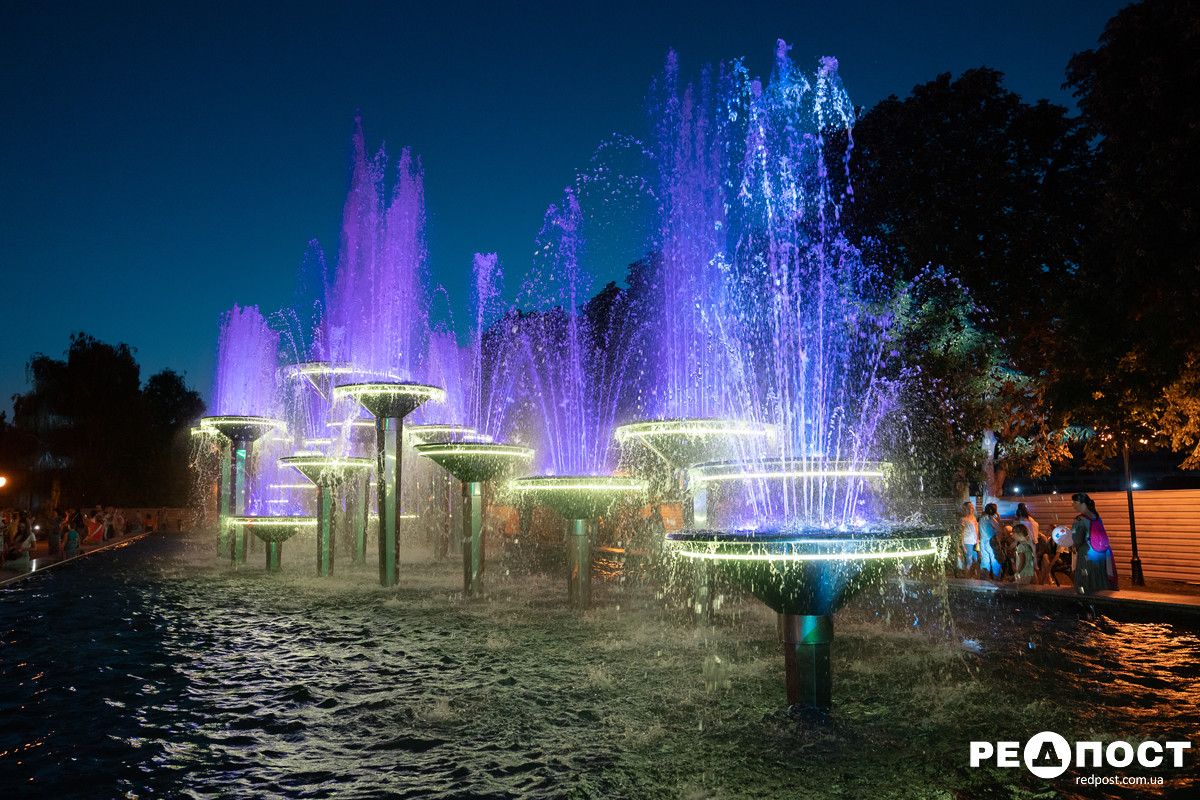 Смотри видео: в Харькове после реконструкции открыли Олимпийский фонтан фото 10 9
