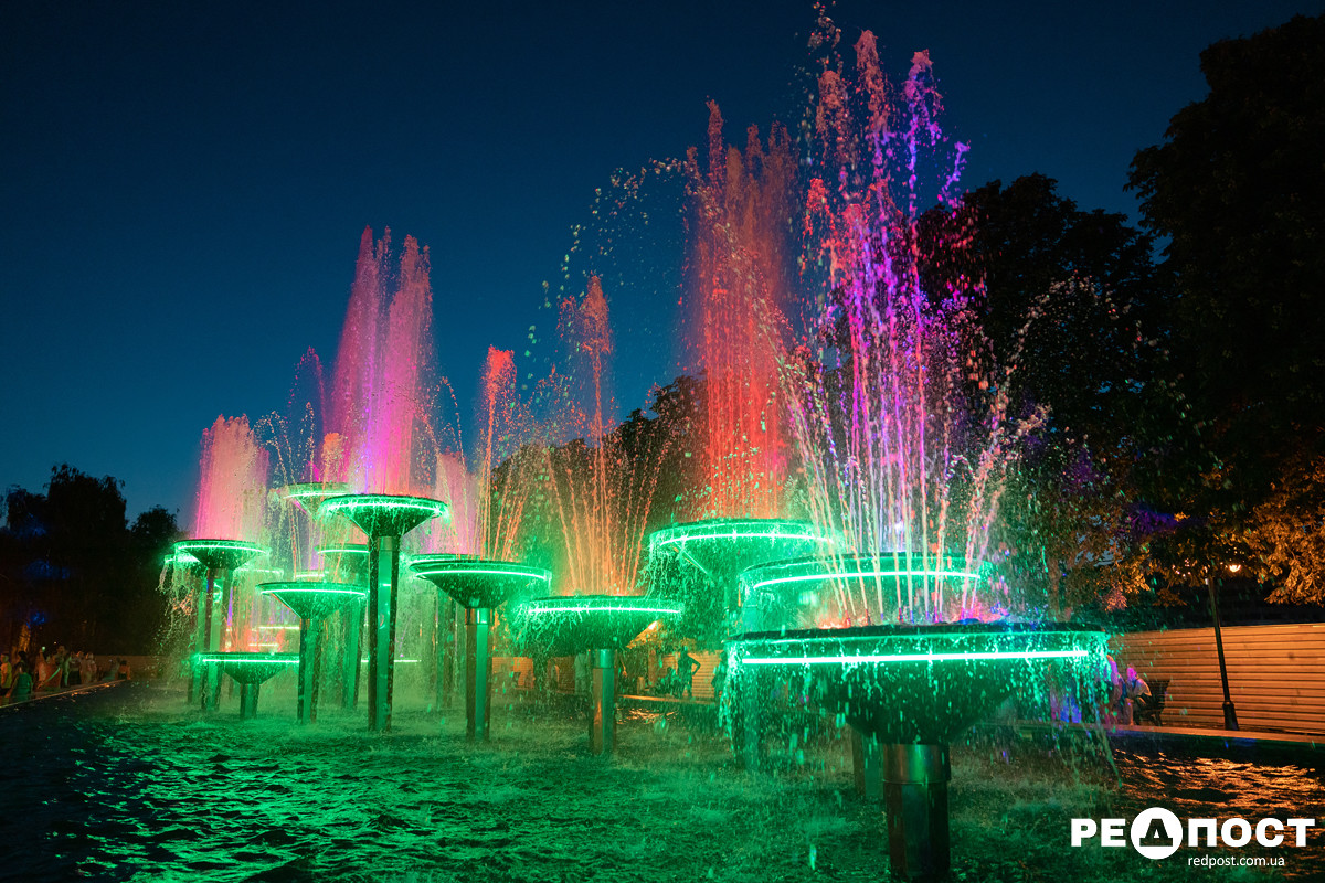 Смотри видео: в Харькове после реконструкции открыли Олимпийский фонтан фото 9 8