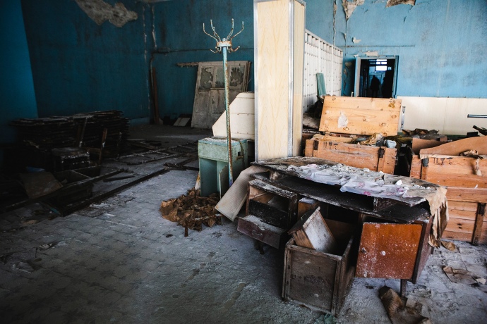 Небольшие комнаты за основным помещением столовой вероятно использовались для обслуживания бункера