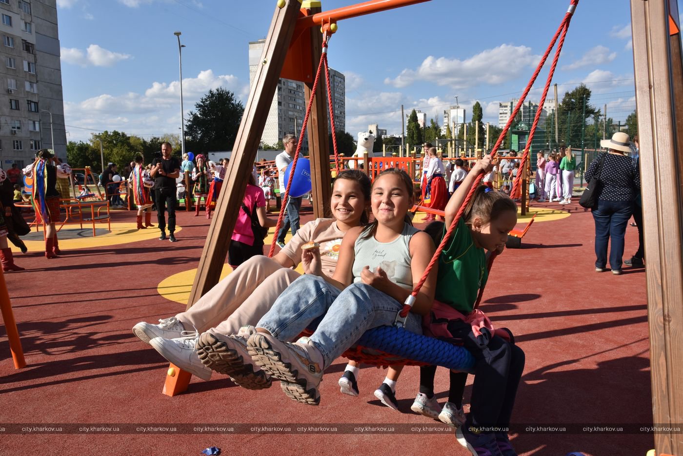 На Салтовке и ХТЗ: в Харькове появились две новые зоны отдыха фото 1