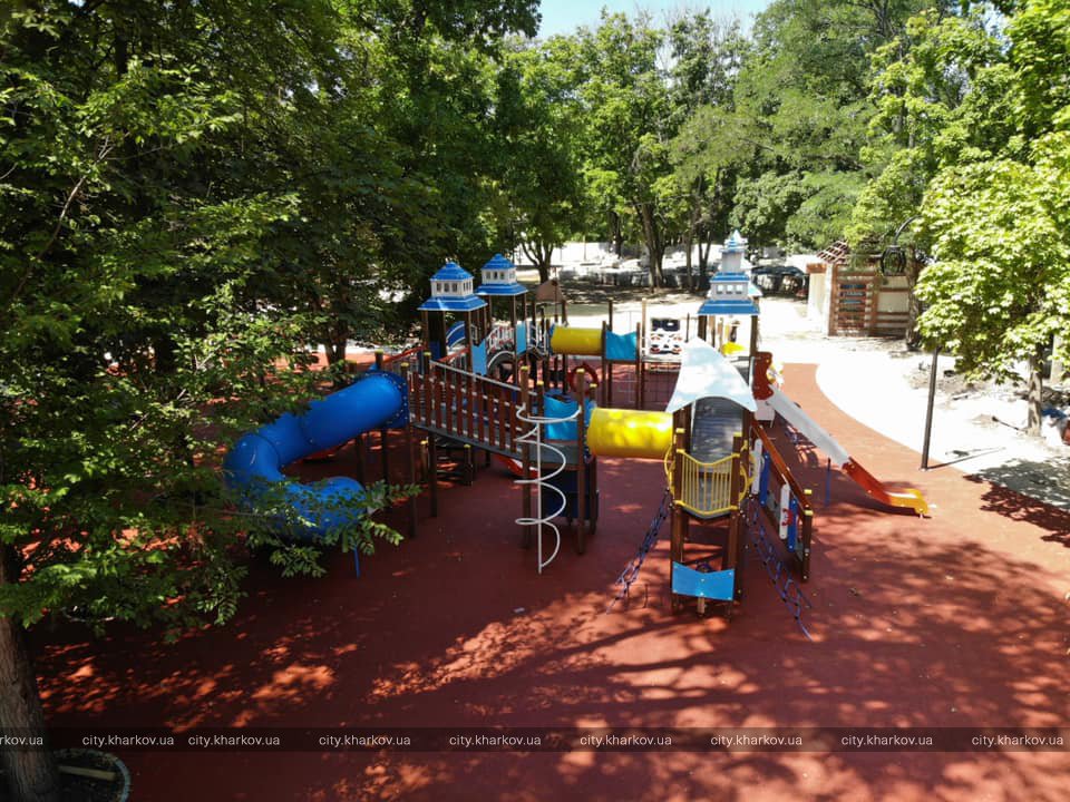 Детские площадки и велопарковки: как ремонтируют бульвар Юрьева фото 1