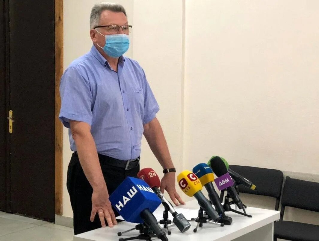 Замдиректора Департамента здравоохранения ХОГА Геннадий Бондарчук. Скриншот из видео