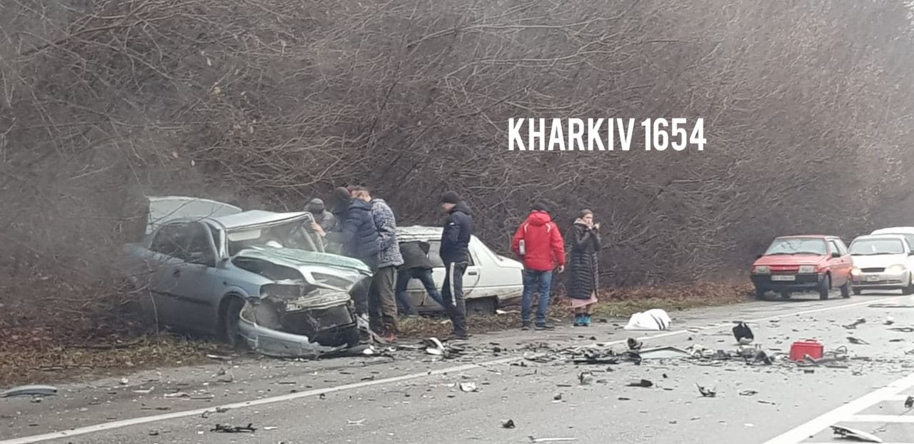 Massovoe Dtp Pod Harkovom Na Okruzhnoj Stolknulis Chetyre Avtomobilya Foto Harkov Vgorode Ua