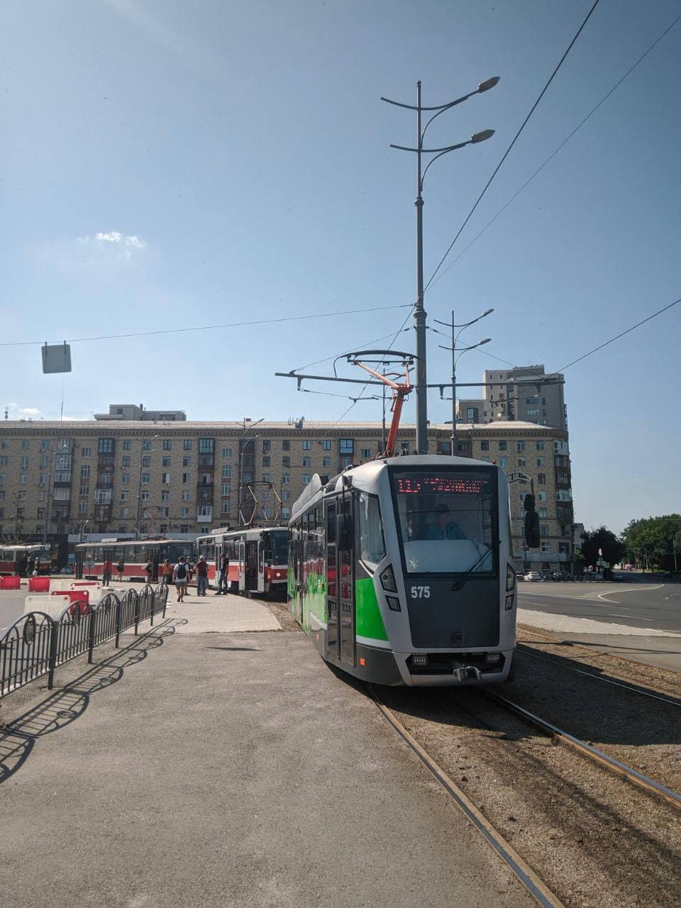 Смотри фото: в Харькове проходит парад трамваев фото 6 5