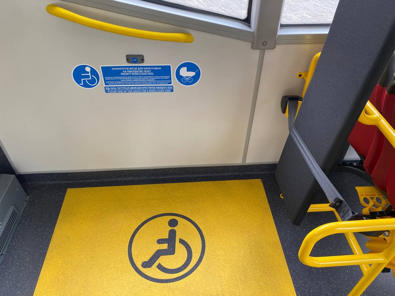 С оплатой по E-ticket и "карте харьковчанина": на какие маршруты вышла первая партия городских автобусов фото 8 7